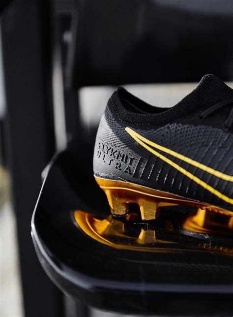 nike flyknit damen fußball mercurial|Nike Flyknit ultra football boots.